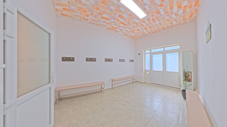 Spatiu Comercial de inchiriat 450 mp Popesti Leordeni - Poză 7