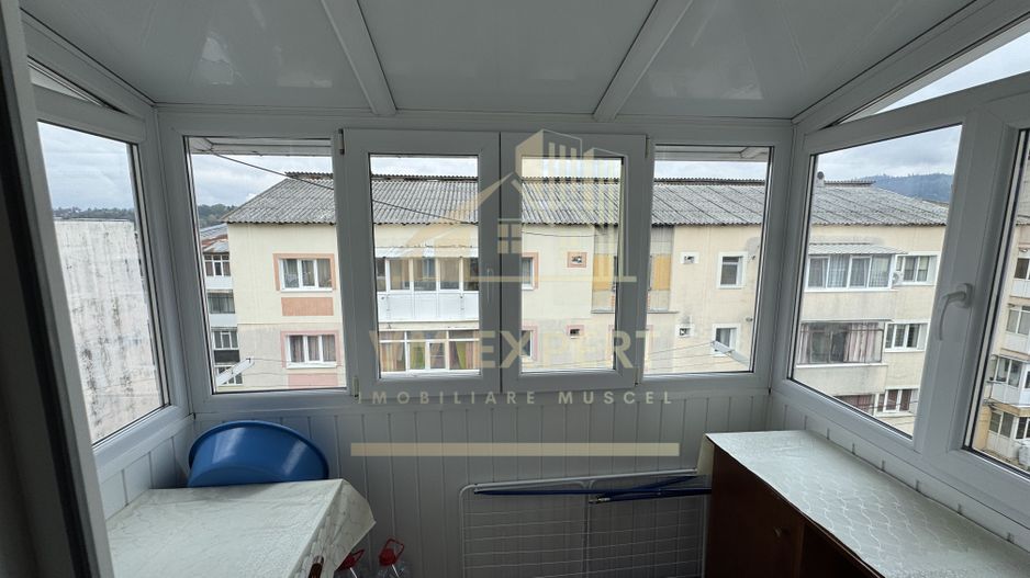 APARTAMENT 2 CAMERE ETAJ 4 CAMPULUNG VIȘOI - Poză 10