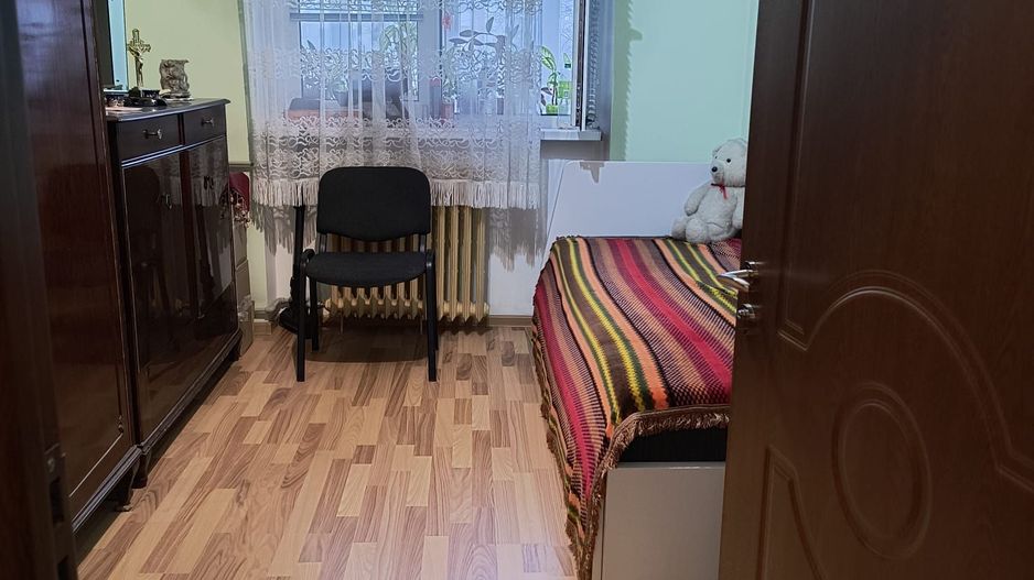 3 camere Bd. Timișoara | Bloc reabilitat | Etaj 1 - Poză 10