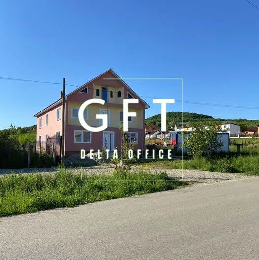 Casa P + E, 210 MP Utili in zona Subcetate + 5 ari teren - Poză 1