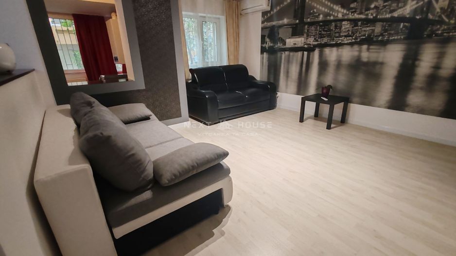 Apartament 3 camere Rahova cu loc de parcare si centrala - Poză 1