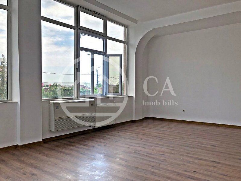 Spatiu comercial cu 7 camere de inchiriat in zona Iosia Nord, Oradea - Poză 2