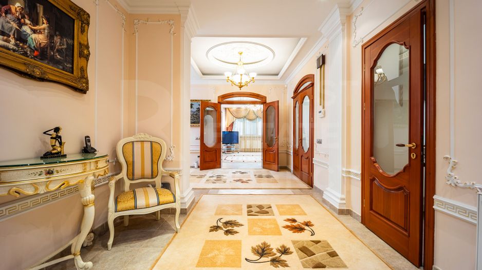 Se oferă spre chirie casă exclusivistă amplasată în Centul orașului - Poză 9