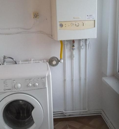 Garsoniera de vanzare in zona cetate - Poză 3