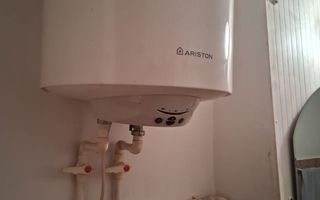 vand apartament 2 camere zona Alunisul Nou, paretr cvu terasa gaz tras - Poză 8