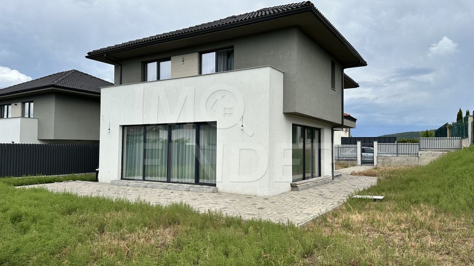 PRIMA INCHIRIERE-  Vilă ultrafinisată zona Hotel Stil - Poză 16