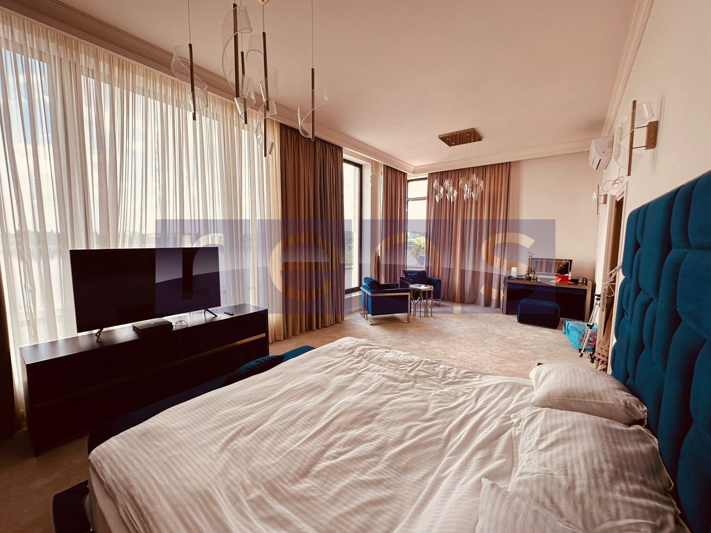 VILA DE LUX | BUFTEA LAC | 8 CAMERE - Poză 22