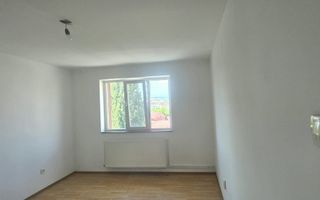 De vânzare apartament 2 camere decomandat | Zona 8 Mai - Poză 18