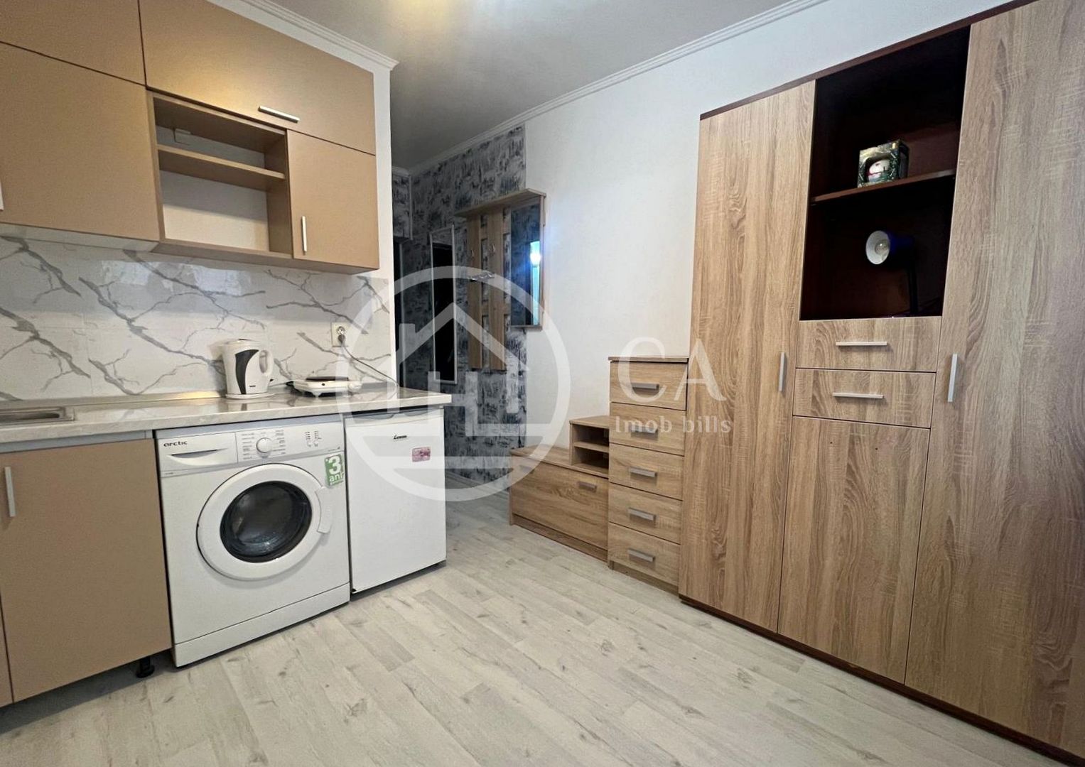 Garsoniera de vânzare în zona Parcului 22 Decembrie - Poză 5