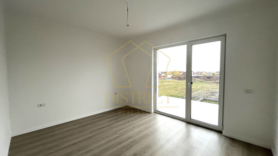 Duplex modern cu 4 camere | Eficient energetic | Sacalaz - Poză 6