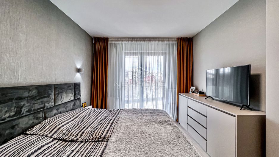 Apartament 2 camere 66 mp, zona Central - Poză 9