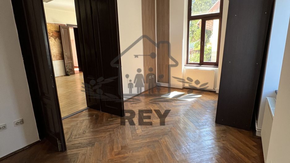 Spațiu de birou Parter 4 camere/120 mpu, curte proprie/parcare - Poză 2