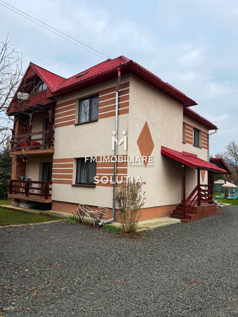 Casă spațioasă P+1 - 5 camere - teren 10 ari, Unguraș! - Poză 2