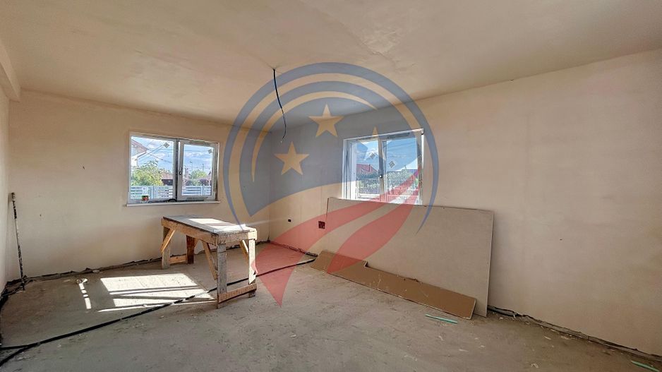 Vilă cu 4 camere de vânzare in Craiova - Poză 16