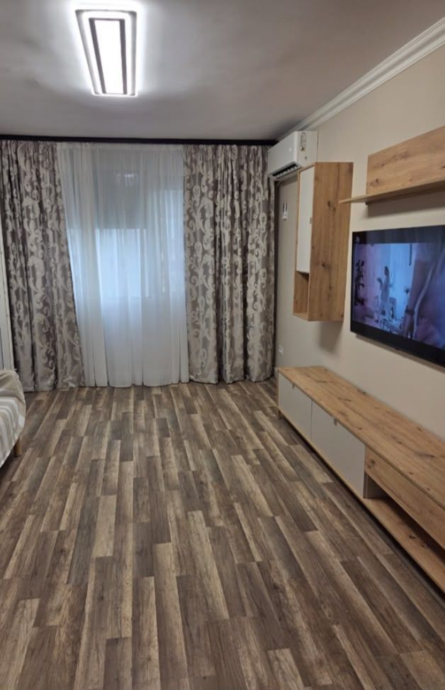 AP. 2 CAMERE - 70 MP UTILI,  BLOC REABILITAT, MODERN, METROU TITAN - Poză 3
