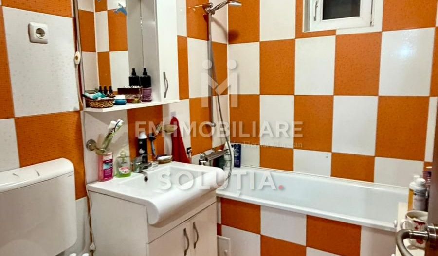 Apartament 3 camere | Semidecomandat | Etaj 3 | Loc de parcare | Zona - Poză 12