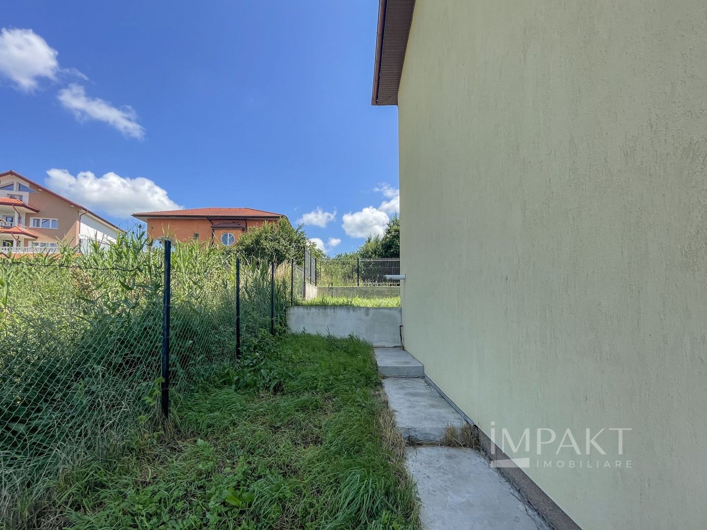 Casa individuala pe 3 niveluri pretabila pentru birouri, in cartierul Iris - Poză 20