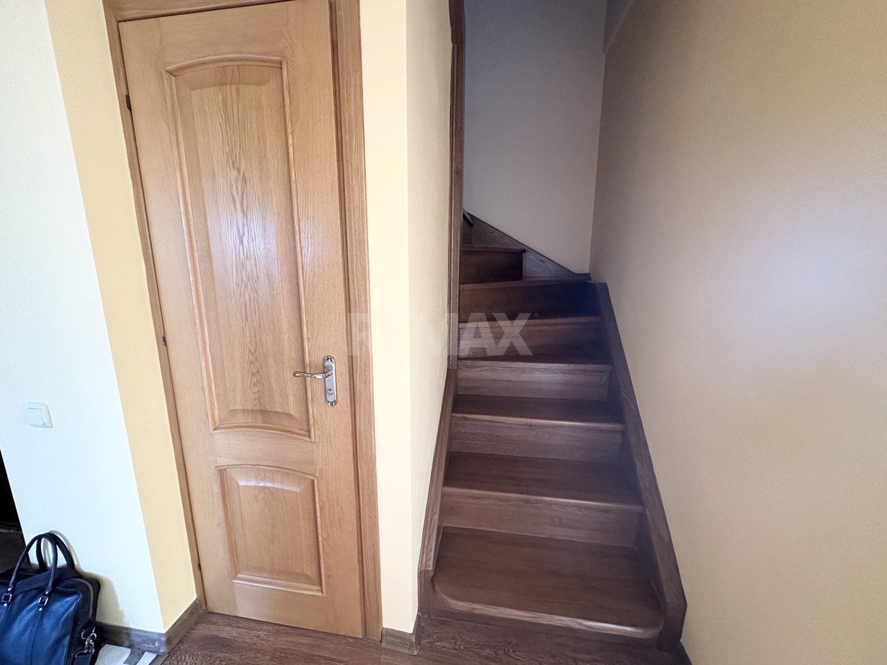 Vând Apartament cu 4 camere100 м². Poșta Veche. - Poză 11