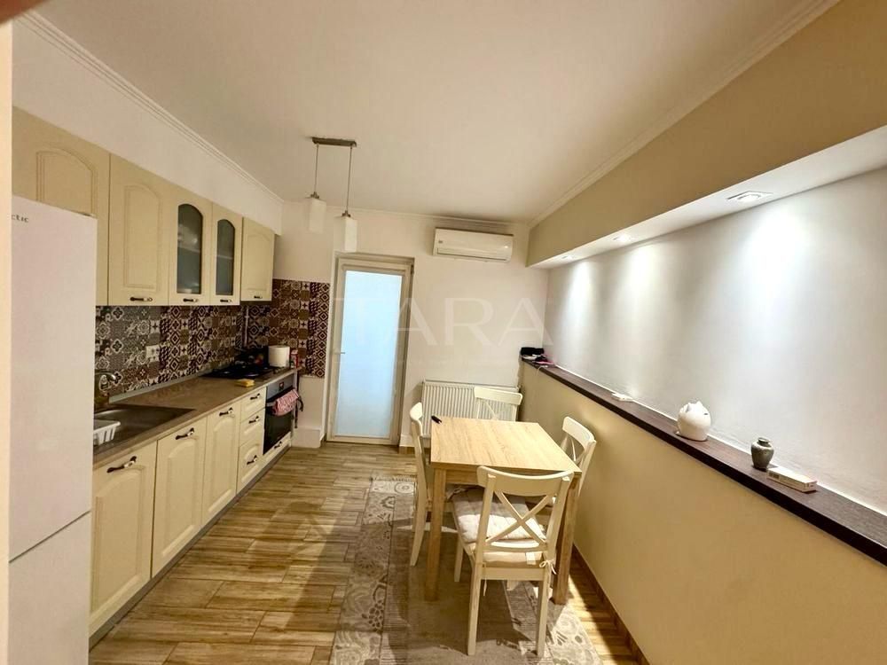 | 2 camere | decomandat | ZONA BIG | - Poză 2