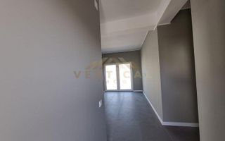 PROMOTIE!!! Casa de vanzare la 3 min de bld principal - Poză 3