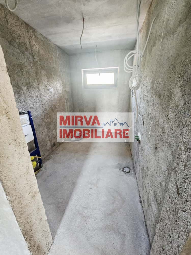 🏡 Vilă luminoasă, 4 camere, cu teren generos – Com. Plopu - Poză 45