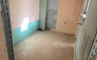Casa la gri in Pipera  cu potential 1000 euro m2 - Poză 25