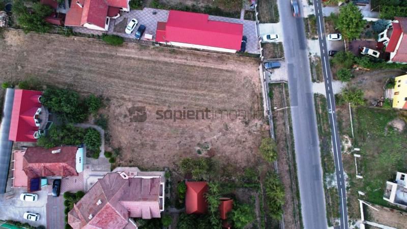 Teren intravilan in Sinmartin, intre case - Poză 3