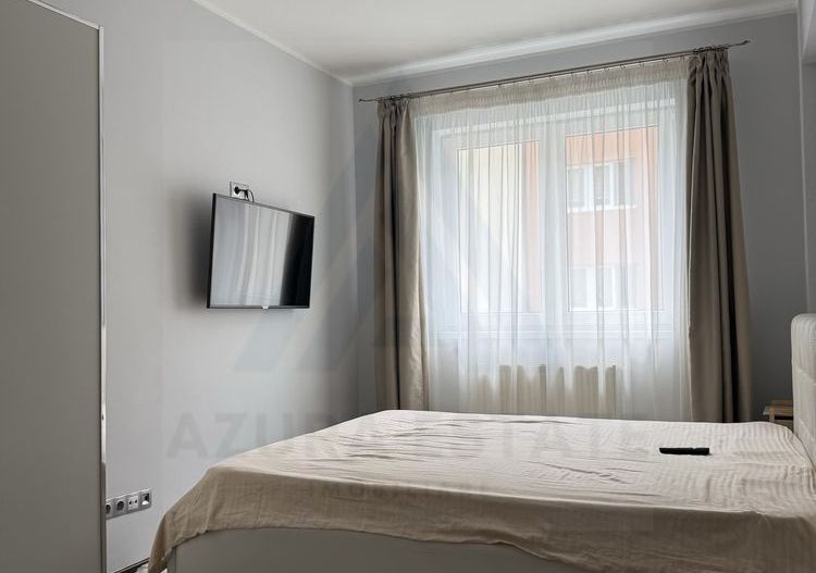 Apartament modern 50 mp utili etaj 2 lift si parcare privata Terezian - Poză 3