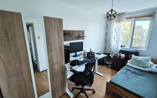 Închiriez apartament 3 camere Zona Podu Ros |Cantemir ,Etaj 3 Vedere Palas - Poză 6
