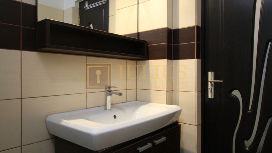 Central; Bdl Mihai Viteazu, 3 camere, centrala proprie - Poză 13