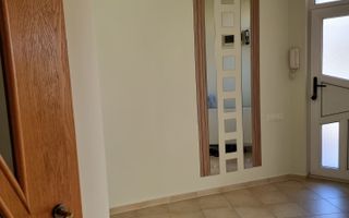 CASA INDIVIDUALA , MODERNA LA POALELE MUNTILOR!! - Poză 5