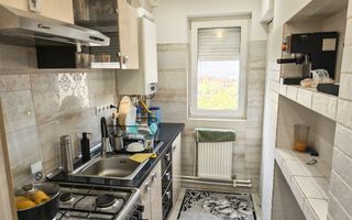 Apartament 3 camere decomandat | Micro 7 | Pinilor | Etaj 3 | Renovat! - Poză 4