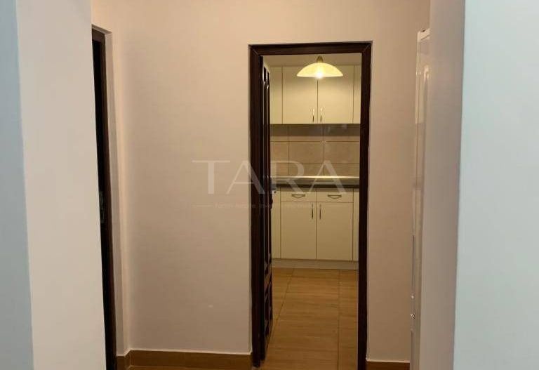 Apartament 2 camere de vanzare Central - Poză 2