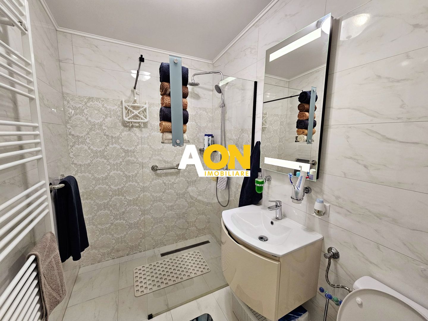 Apartament 3 camere, 94 mp + balcon 7,5 mp, bloc nou, Cetate - Poză 12