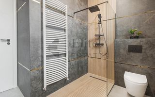 Apartament ultracentral de inchiriat in Oradea I Palatul Ullmann - Poză 12