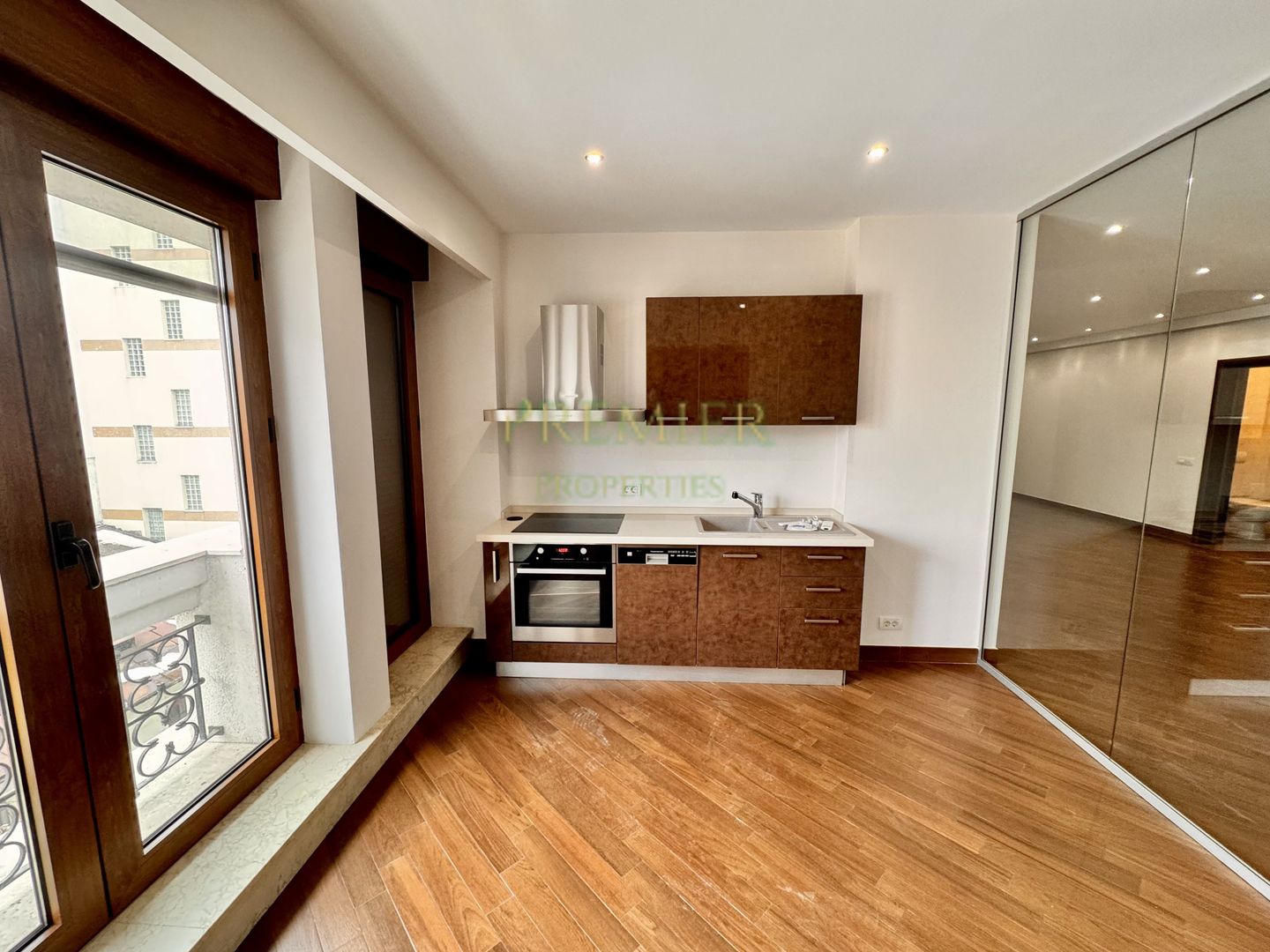 APARTAMENT DE 3 CAMERE DE VANZARE IN BLOC SOLID | DOROBANTI | R.BELLER | - Poză 4