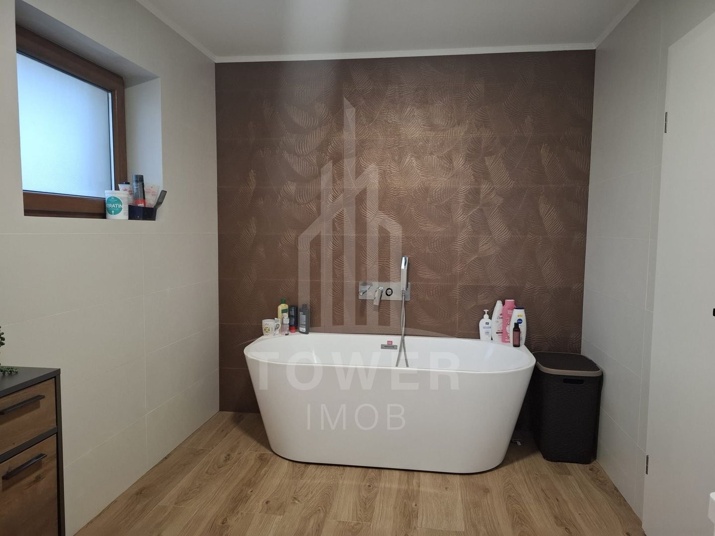 Casă de lux de vânzare – Cartierul Tineretului - Poză 14