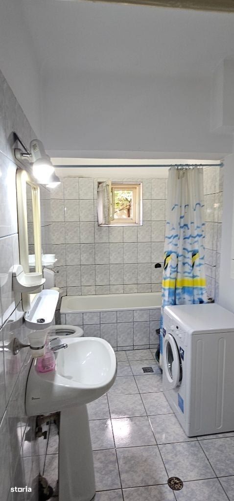 Vila P+1 Piața Muncii , strada Orzari, apartament cu 3 camere la Parer - Poză 16