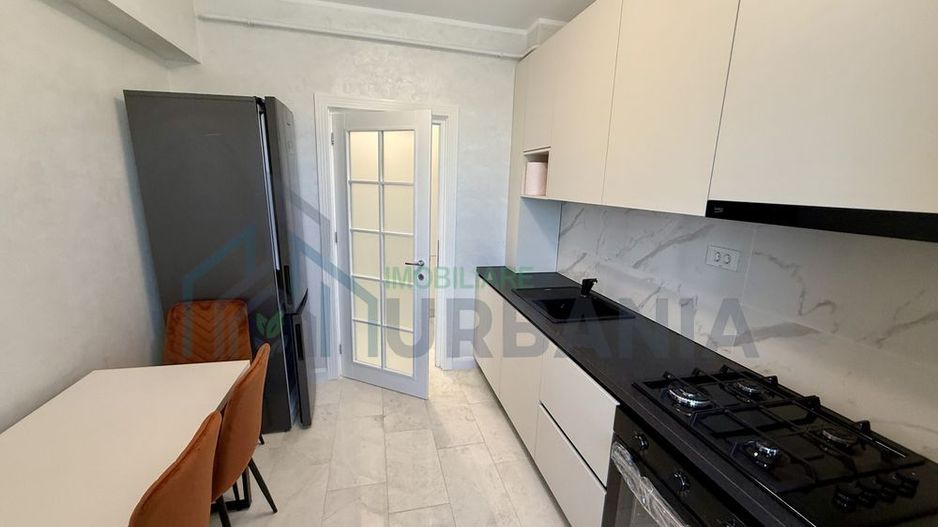 Apartament 2 camere decomandat, 68 mp, Royal Town, bloc 11, prima inchiriere - Poză 3