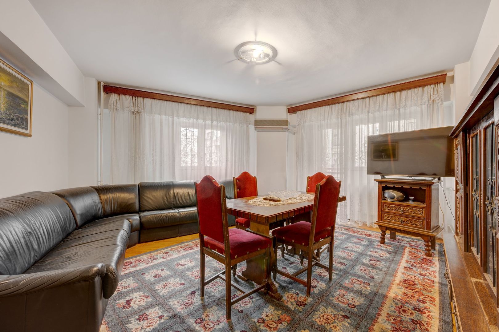 Oportunitate! Apartament 4 Camere 1 Minut Metrou Universitate - Poză 25