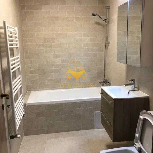 Casa de închiriat, renovată, 3 camere, curte de 60 mp, Dâmbul Rotund - Poză 7