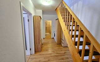 Penthouse ultracentral pe două niveluri, panouri solare, terasă, boxă - Poză 4