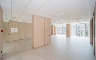 SPRE CHIRIE SPAȚIU COMERCIAL PENTRU BIROU | OFICIU 120 m2 Premium Location Bussines | Chișinău ,Centru ,Str.Bul.Ștefan Cel Mare și Sfânt , 115/1 - Poză 1