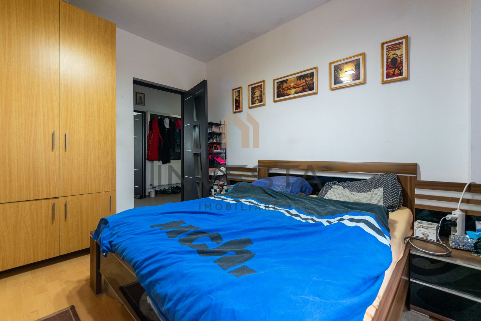 DE VANZARE CASA CU 4 CAMERE BUNA ZIUA - Poză 12