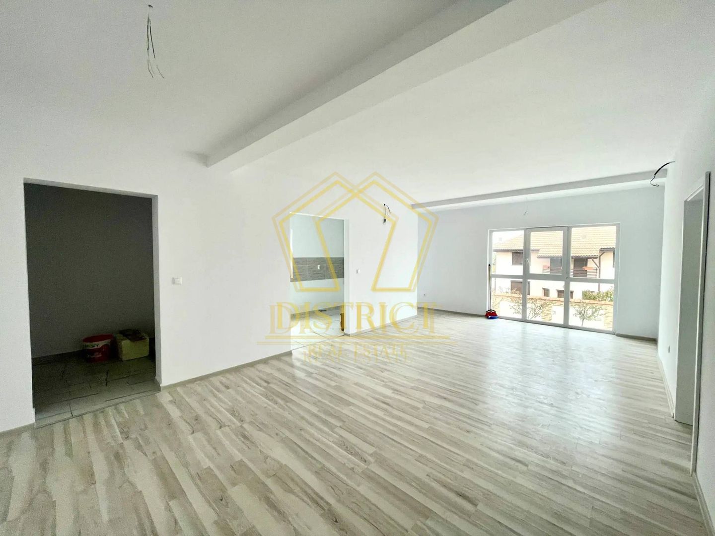 Apartament luminos cu 2 camere si o suprafață utila de 68mp | Giroc - Poză 1