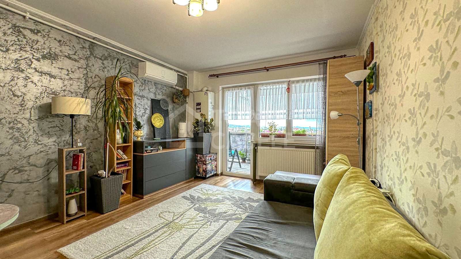 Lumina și liniștea unui acasă complet – apartament cu terasă generoasă - Poză 3