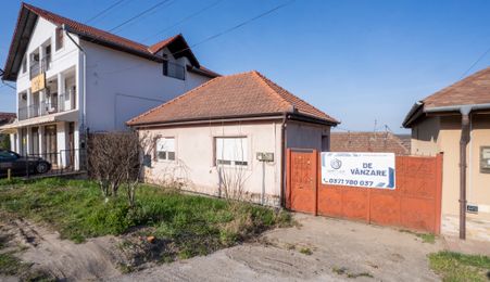 Casǎ de vânzare plan Parter Sânmartin