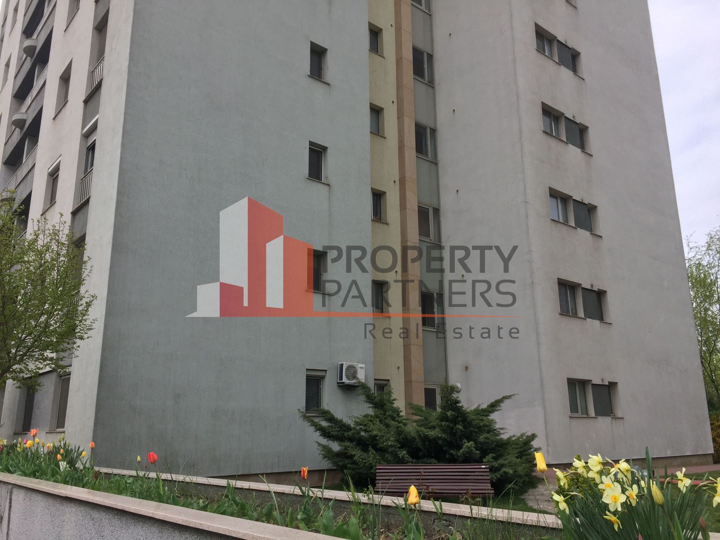Apartament West Parc cu loc de parcare si boxa depozitare - Poză 5