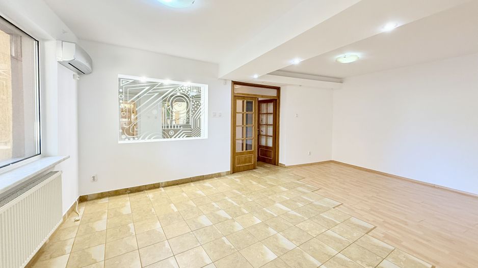 Casă practică, cu curte și parcare, în zona centrală - Parcul Carol - Poză 8