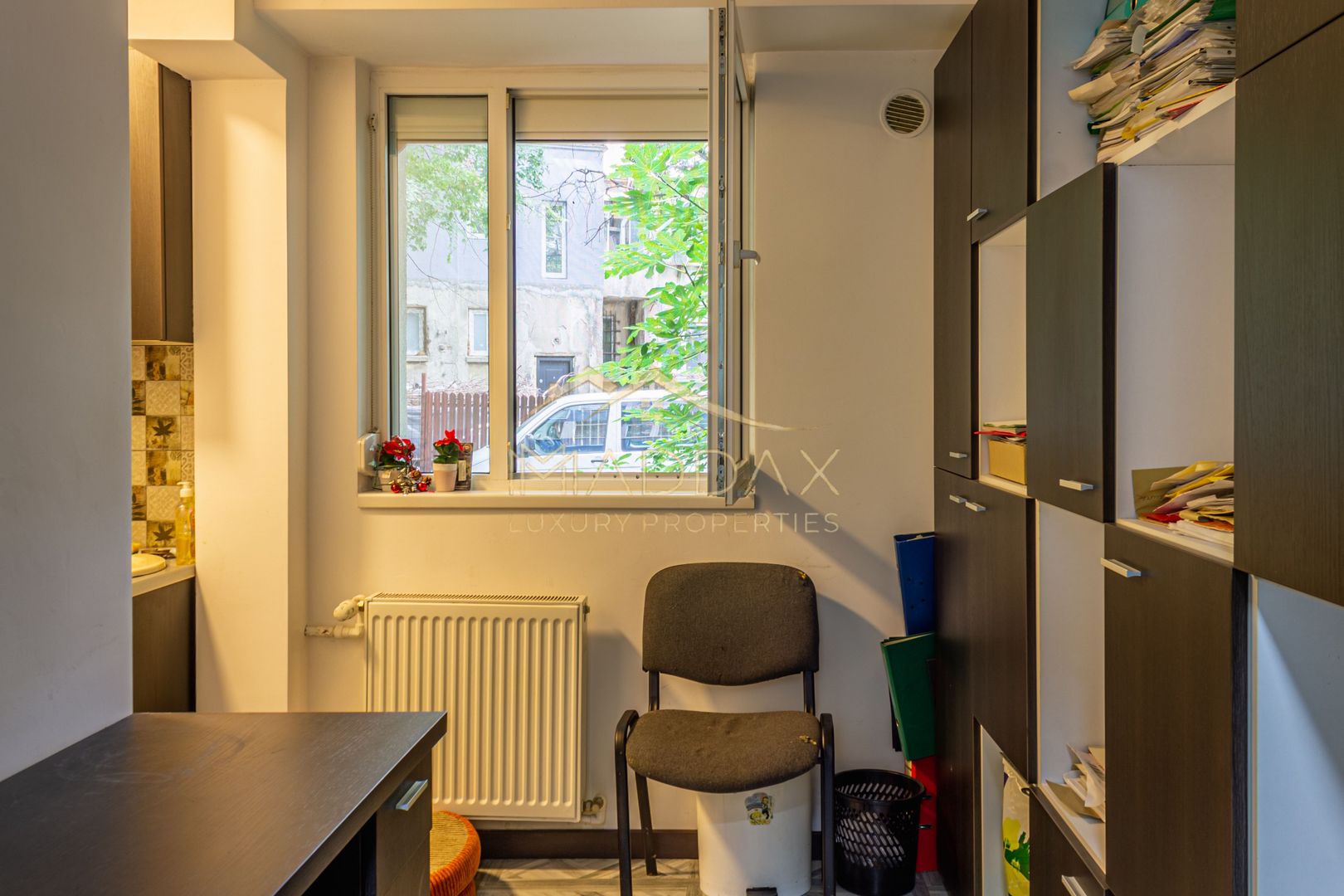 Apartament cu 2 camere // Parcul Carol - Poză 19